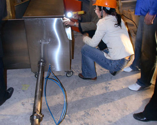 鎖螺絲機(jī)廠家